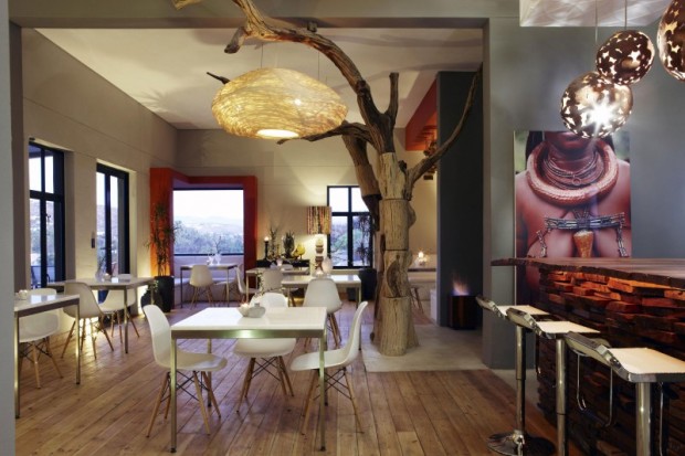 Hotel kecil di Namibia 5