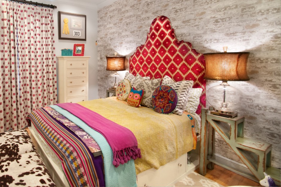 Dormitor plin de farmec în stil boho