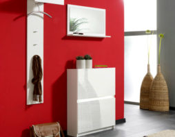 Warna merah di lorong