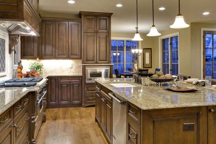 dalaman dapur di rumah persendirian