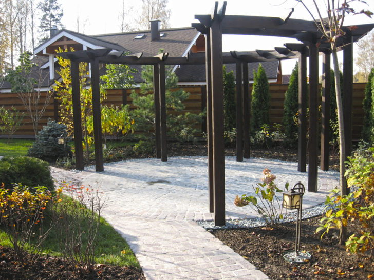 pergola taman