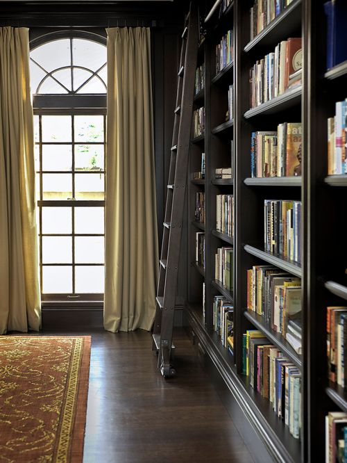 dalaman perpustakaan rumah