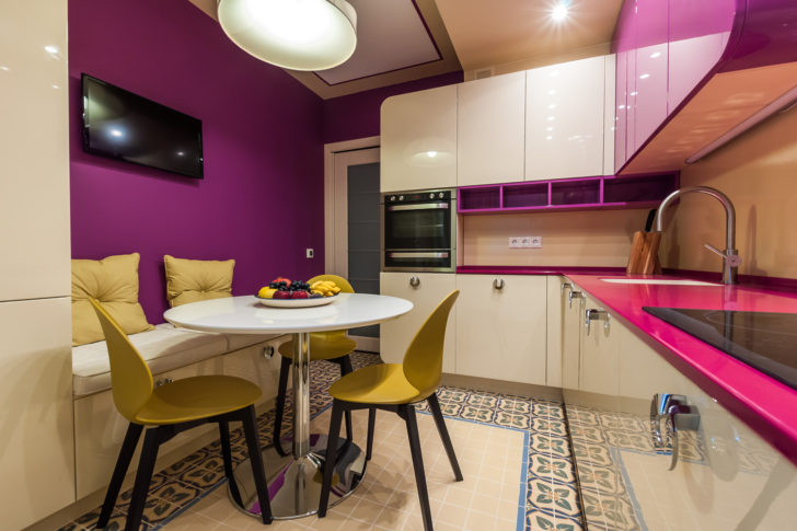dapur dalam warna ungu
